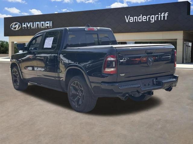 Photo of 2022 Diamond Black Crystal Pearlcoat RAM 1500