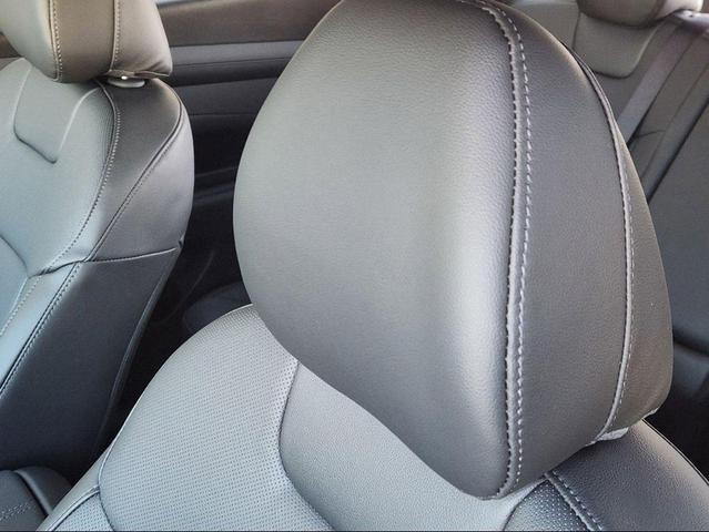 Photo of 2025 Shimmering Silver Hyundai TUCSON