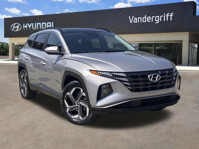 Photo of 2023 Shimmering Silver Hyundai TUCSON Hybrid