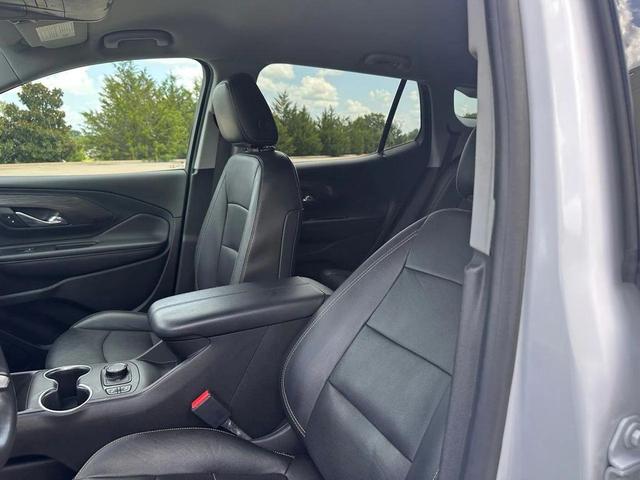 Photo of 2019 Summit White GMC Terrain