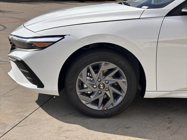 Photo of 2025 W6H White Hyundai ELANTRA HEV