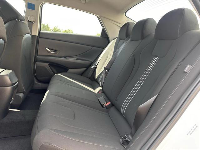 Photo of 2025 W6H White Hyundai ELANTRA HEV