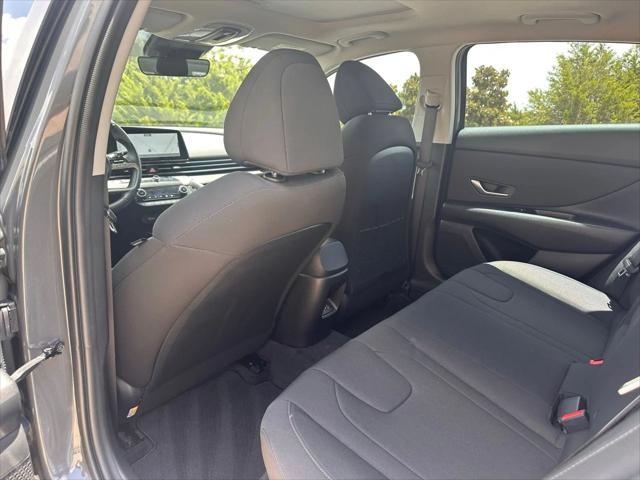 Photo of 2024 Ecotronic Gray Hyundai ELANTRA