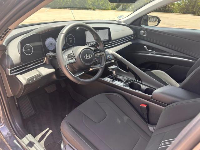 Photo of 2024 Ecotronic Gray Hyundai ELANTRA