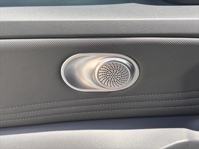 Photo of 2024 Ecotronic Gray Hyundai ELANTRA