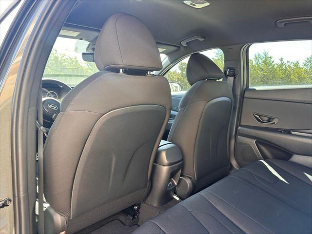 Photo of 2025 A5G Gray Hyundai ELANTRA