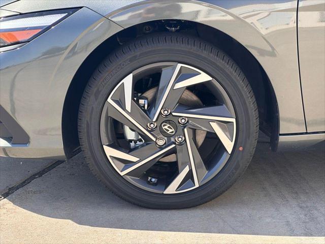 Photo of 2025 A5G Gray Hyundai ELANTRA