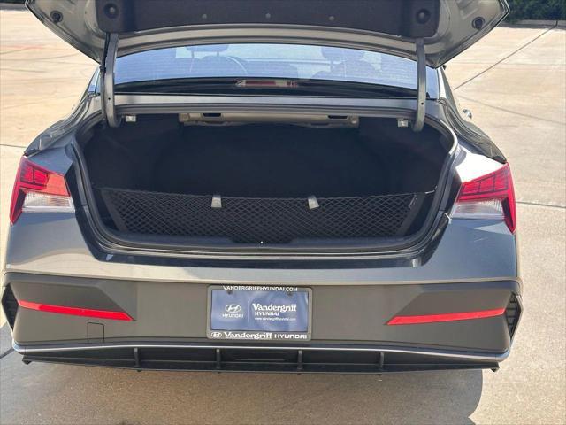 Photo of 2025 A5G Gray Hyundai ELANTRA