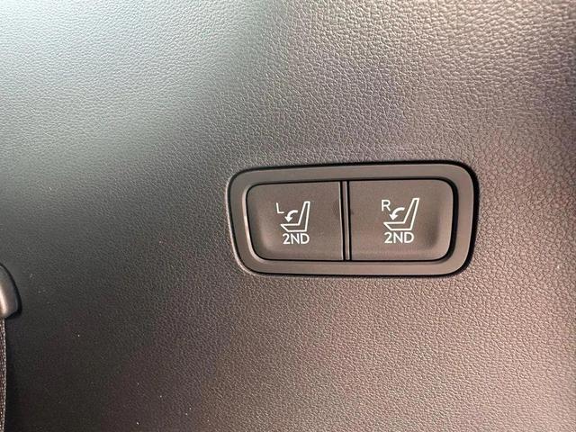 Photo of 2025 Phantom Black Hyundai SANTA FE