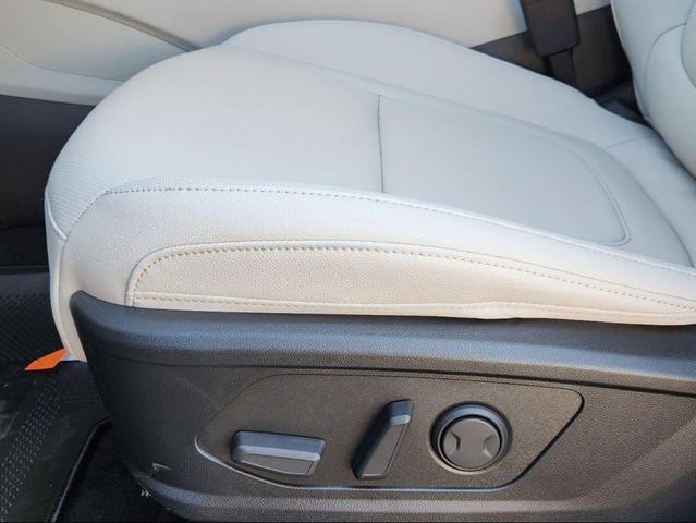 Photo of 2025 Hampton Gray Hyundai TUCSON