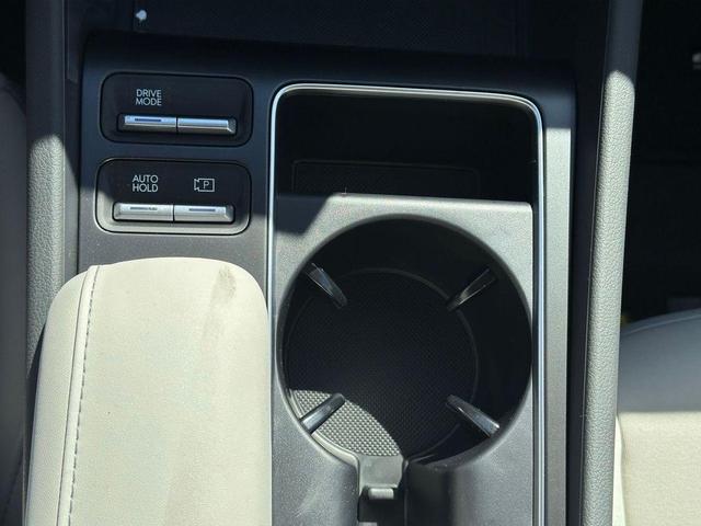 Photo of 2025 T4A Silver Hyundai SONATA Hybrid