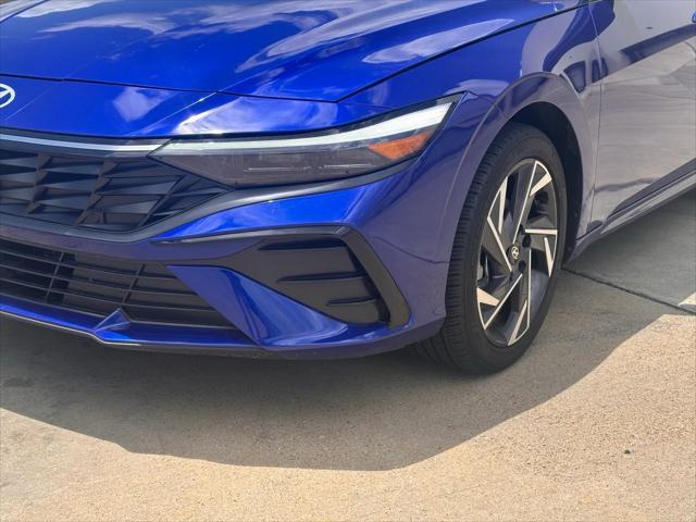 Photo of 2024 Intense Blue Hyundai ELANTRA