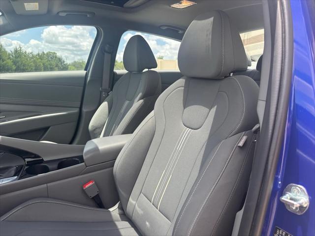 Photo of 2024 Intense Blue Hyundai ELANTRA