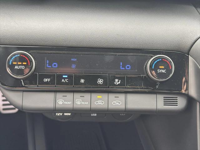 Photo of 2025 R2P Red Hyundai ELANTRA