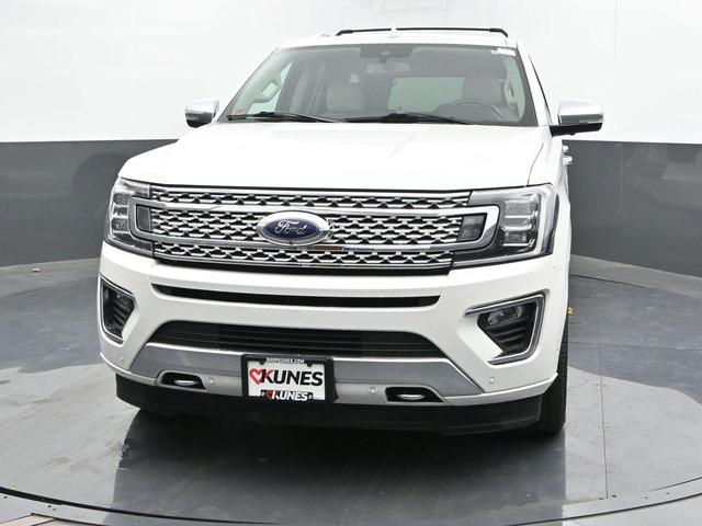 Photo of 2021 White Ford Expedition