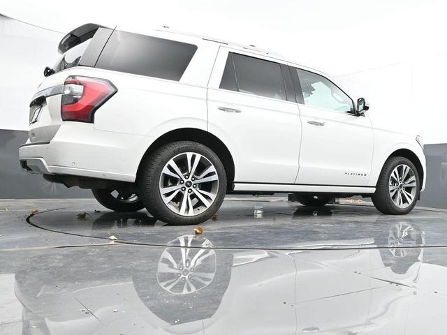 Photo of 2021 White Ford Expedition