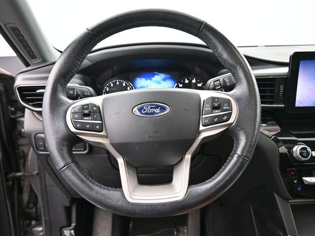 Photo of 2021 Gray Ford Explorer
