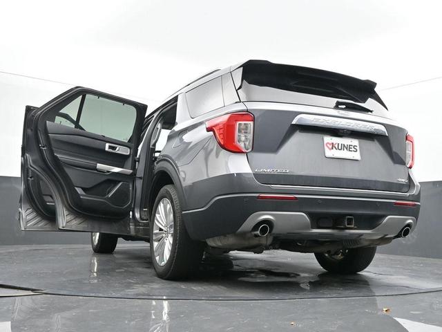 Photo of 2021 Gray Ford Explorer
