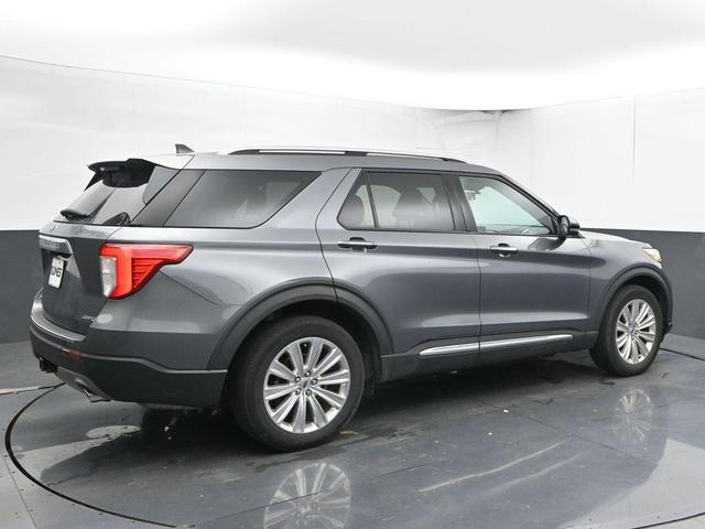 Photo of 2021 Gray Ford Explorer