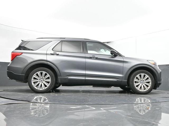 Photo of 2021 Gray Ford Explorer