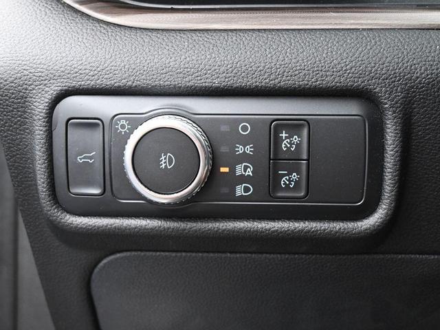 Photo of 2021 Gray Ford Explorer