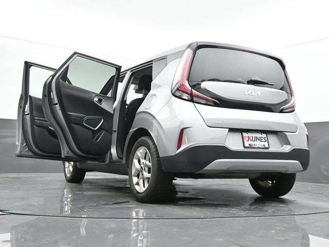 Photo of 2023 Steel Gray Kia Soul