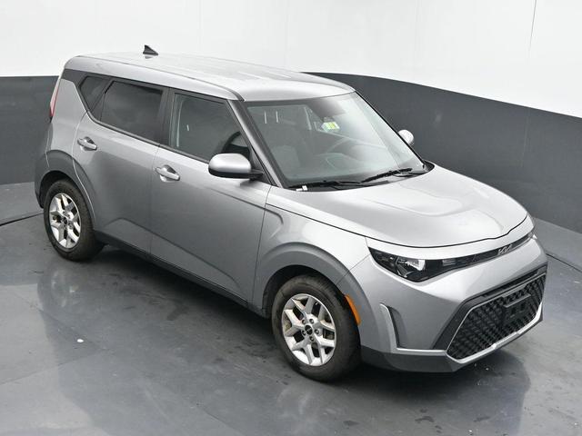 Photo of 2023 Steel Gray Kia Soul
