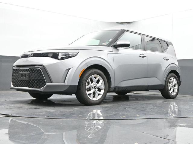 Photo of 2023 Steel Gray Kia Soul