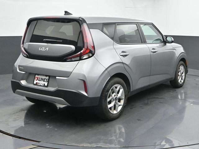 Photo of 2023 Steel Gray Kia Soul