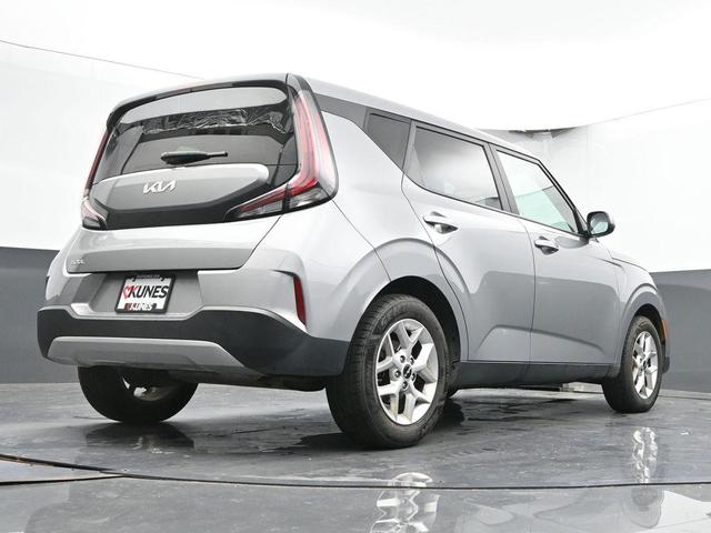 Photo of 2023 Steel Gray Kia Soul