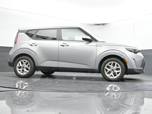 Photo of 2023 Steel Gray Kia Soul