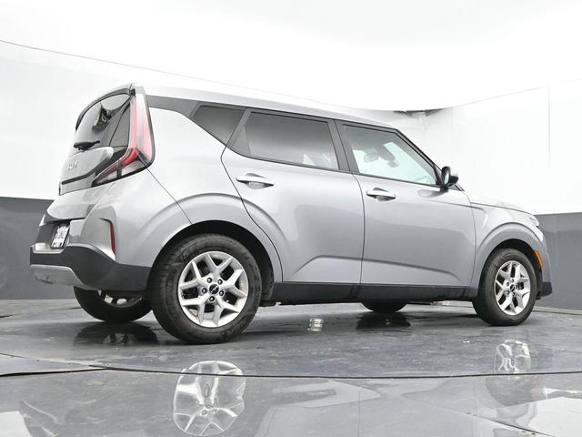 Photo of 2023 Steel Gray Kia Soul
