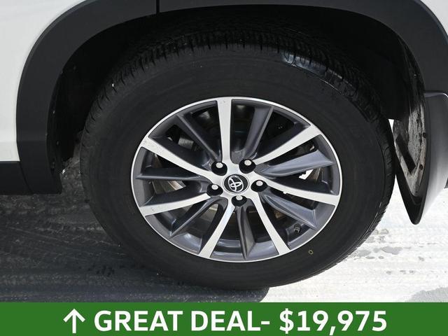 Photo of 2019 Blizzard Pearl Toyota Highlander