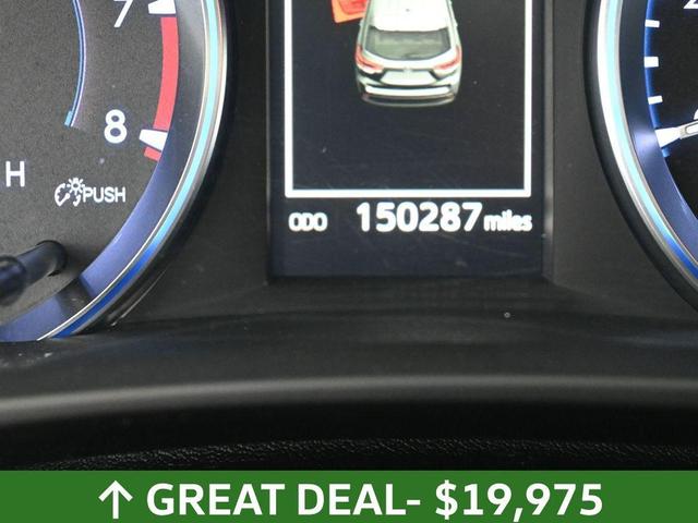 Photo of 2019 Blizzard Pearl Toyota Highlander