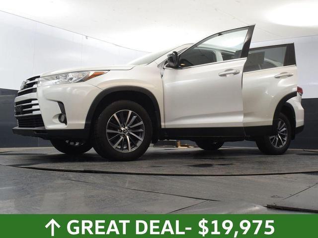 Photo of 2019 Blizzard Pearl Toyota Highlander