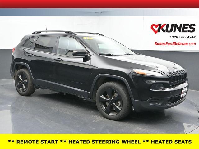 Photo of 2017 Diamond Black Jeep Cherokee