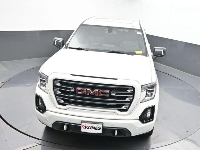 Photo of 2020 White GMC Sierra 1500