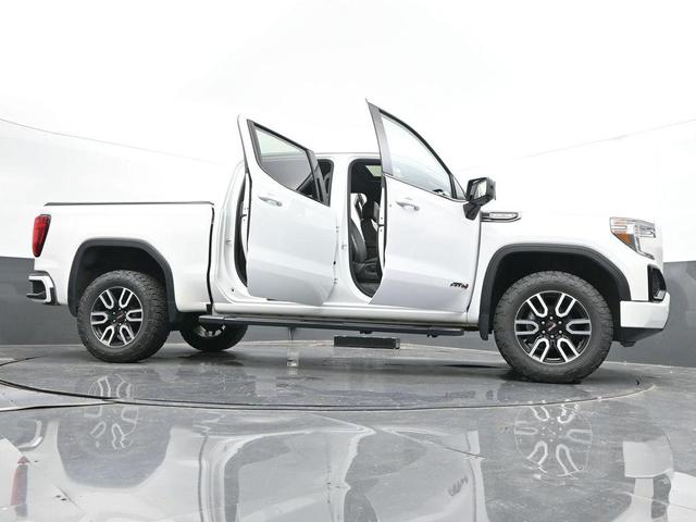 Photo of 2020 White GMC Sierra 1500