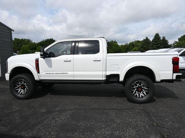 Photo of 2025 Star White Ford F-250