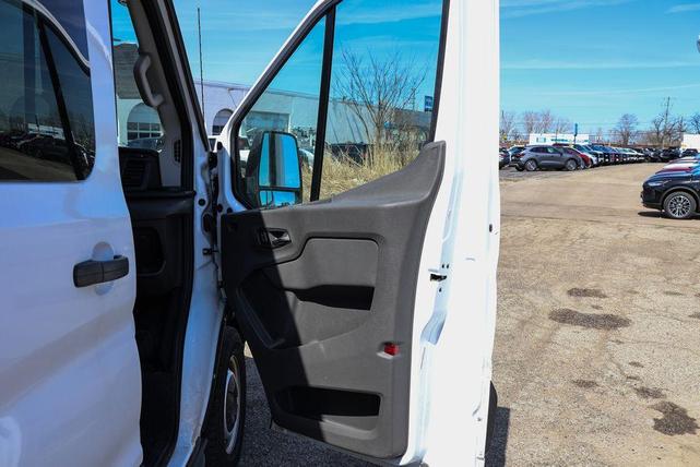 Photo of 2024 Oxford White Ford Transit-250