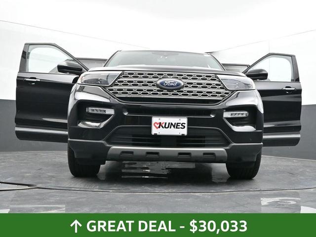 Photo of 2023 Agate Black Metallic Ford Explorer