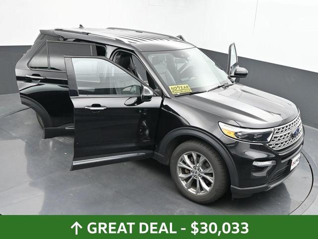 Photo of 2023 Agate Black Metallic Ford Explorer