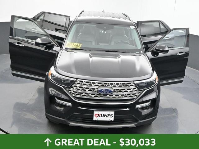 Photo of 2023 Agate Black Metallic Ford Explorer
