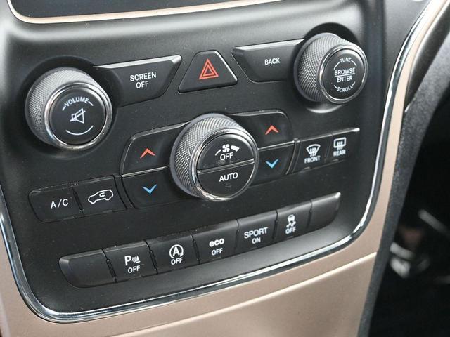 Photo of 2016 Maximum Steel Metallic Jeep Grand Cherokee