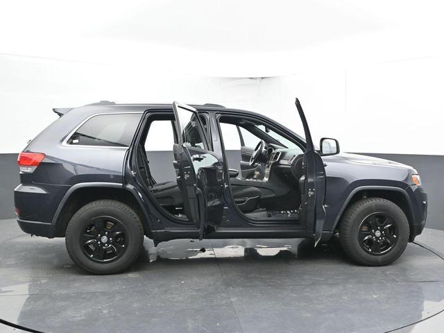 Photo of 2016 Maximum Steel Metallic Jeep Grand Cherokee
