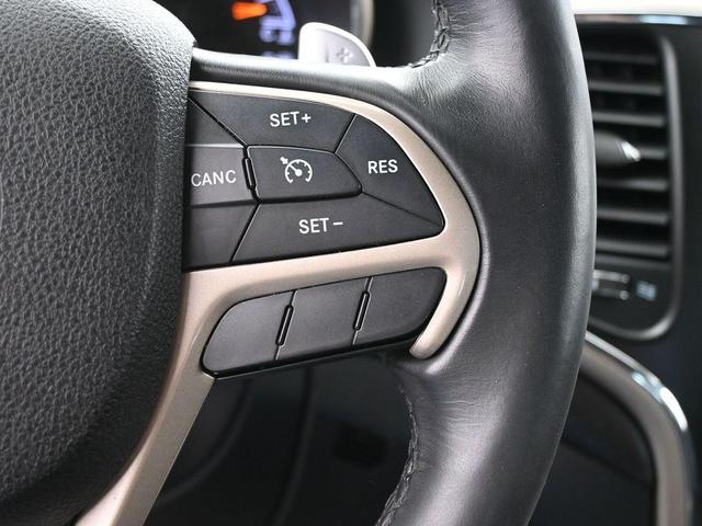 Photo of 2016 Maximum Steel Metallic Jeep Grand Cherokee