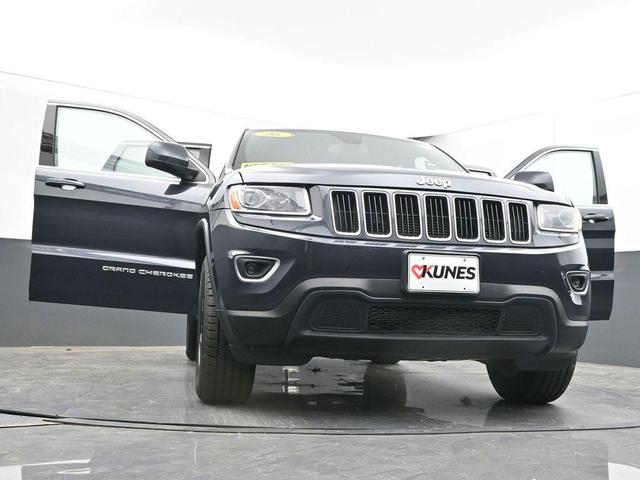 Photo of 2016 Maximum Steel Metallic Jeep Grand Cherokee