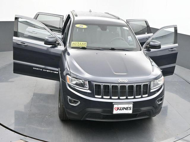 Photo of 2016 Maximum Steel Metallic Jeep Grand Cherokee
