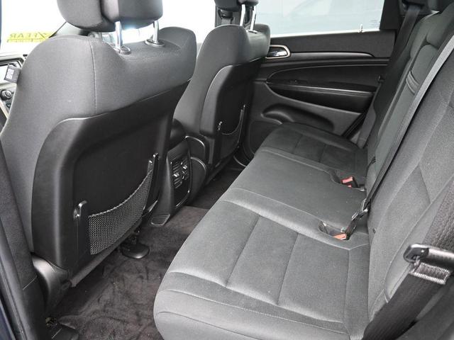 Photo of 2016 Maximum Steel Metallic Jeep Grand Cherokee