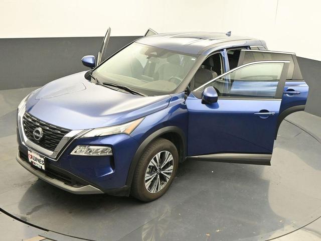 Photo of 2023 Caspian Blue Nissan Rogue
